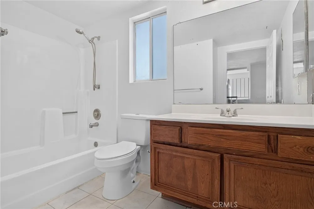 37723 Sandra Lane Palmdale, CA 93550