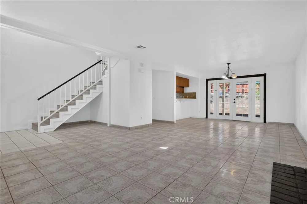 37723 Sandra Lane Palmdale, CA 93550