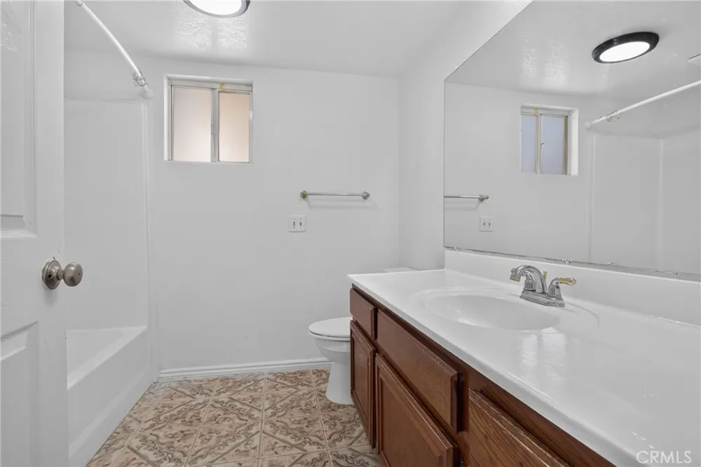 37723 Sandra Lane Palmdale, CA 93550