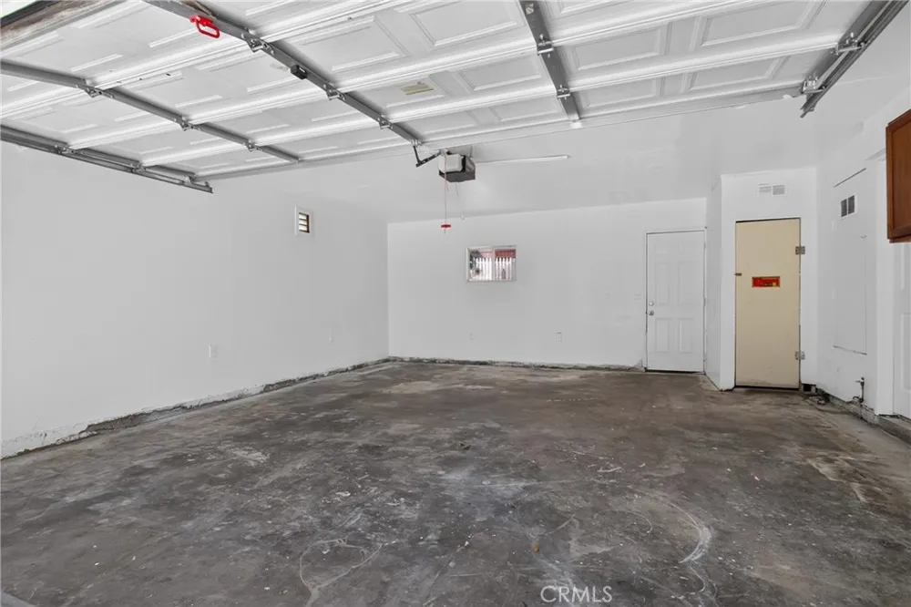 37723 Sandra Lane Palmdale, CA 93550