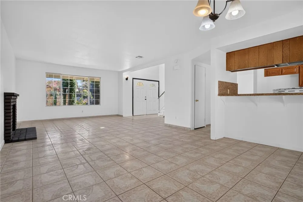 37723 Sandra Lane Palmdale, CA 93550
