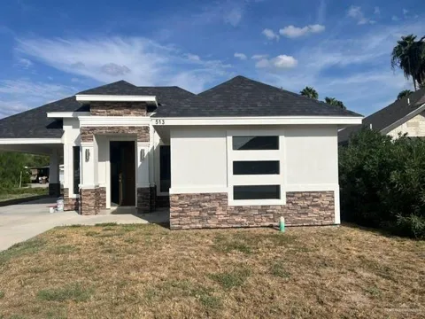 513 Kika De La Garza Boulevard