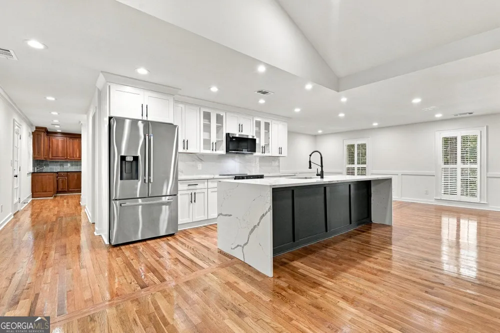 1761 E Gate DR Stone Mountain, GA 30087