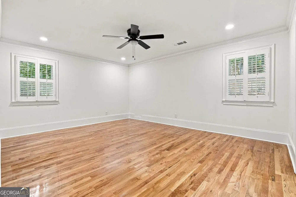 1761 E Gate DR Stone Mountain, GA 30087