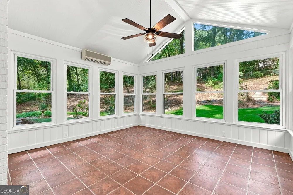 1761 E Gate DR Stone Mountain, GA 30087