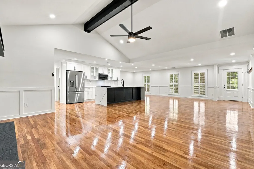 1761 E Gate DR Stone Mountain, GA 30087