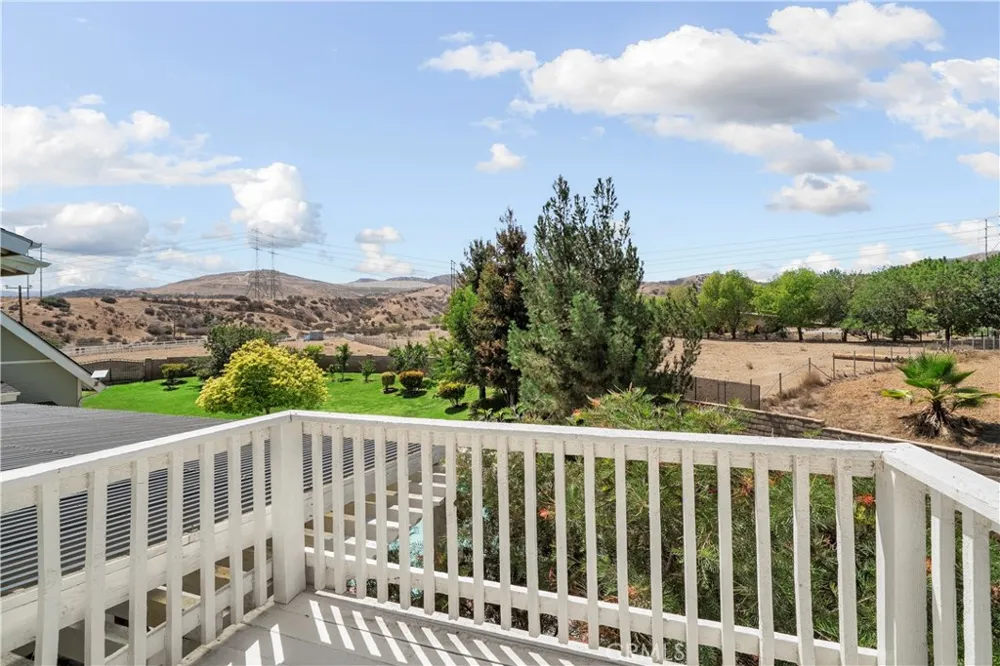 26983 Pilgrim Road Redlands, CA 92373
