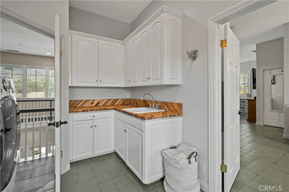 26983 Pilgrim Road Redlands, CA 92373