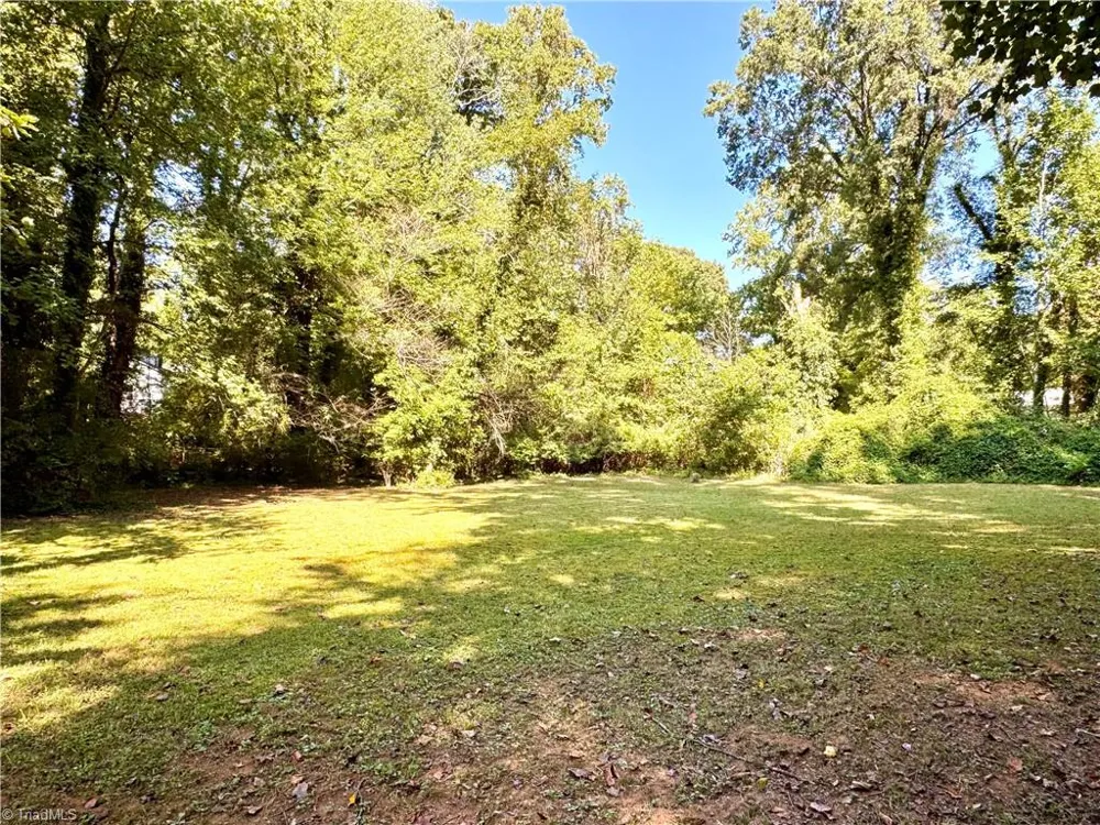 2190 Indian Trail Winston-Salem, NC 27106