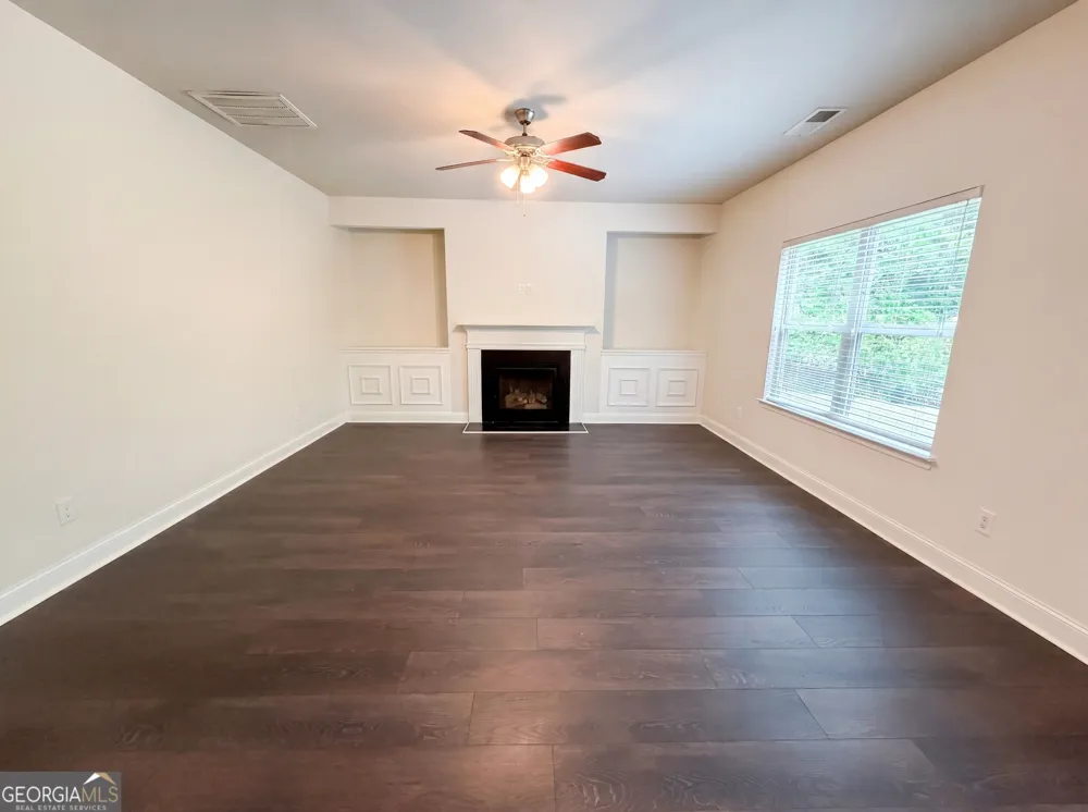 2627 Glenbrook LN Conyers, GA 30012