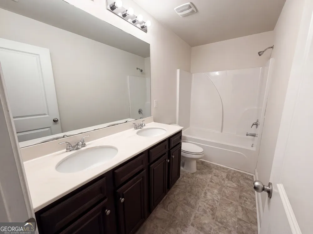 2627 Glenbrook LN Conyers, GA 30012