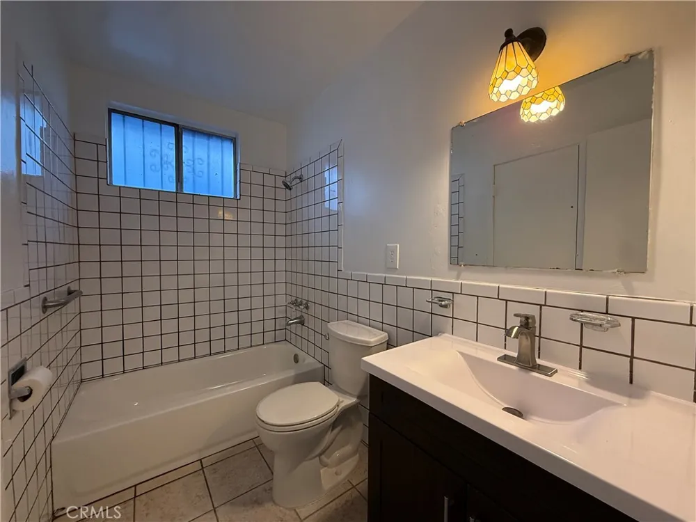 4910 E 4th Street Los Angeles, CA 90022