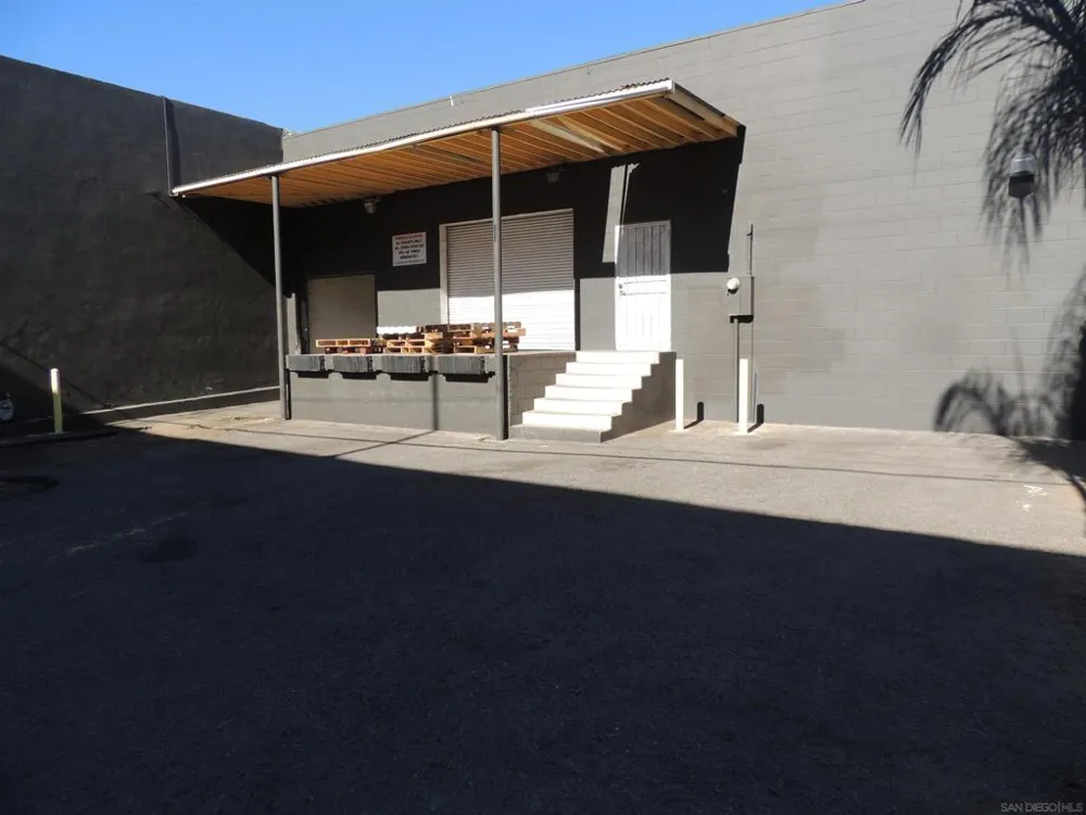 706 A National City, CA 91950