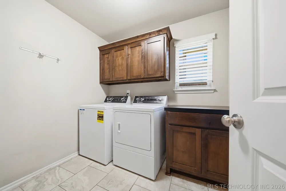 12544 S 71st East Avenue Bixby, OK 74008
