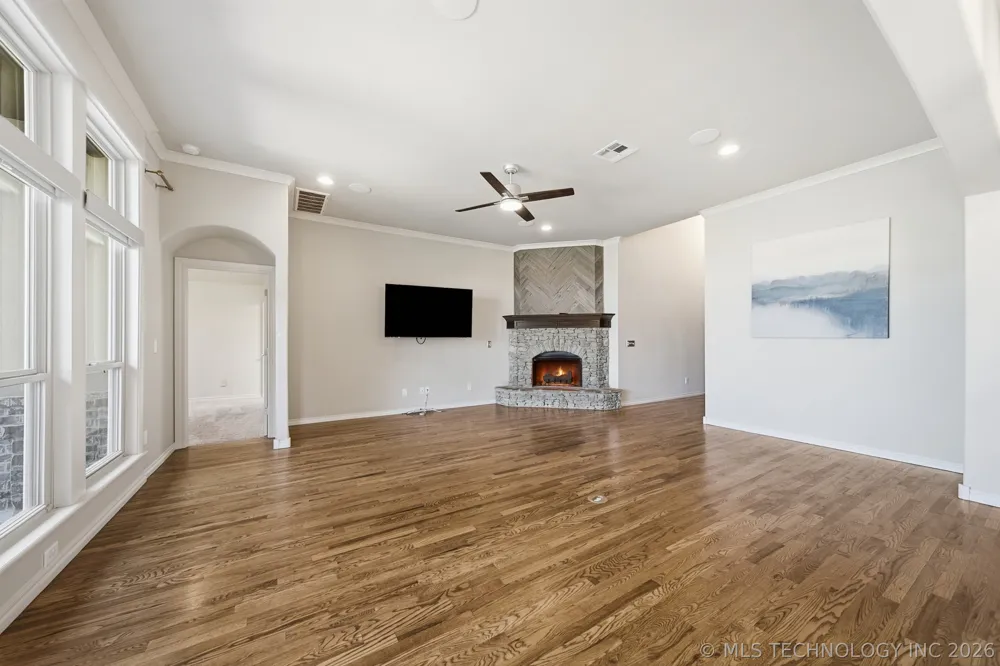 12544 S 71st East Avenue Bixby, OK 74008
