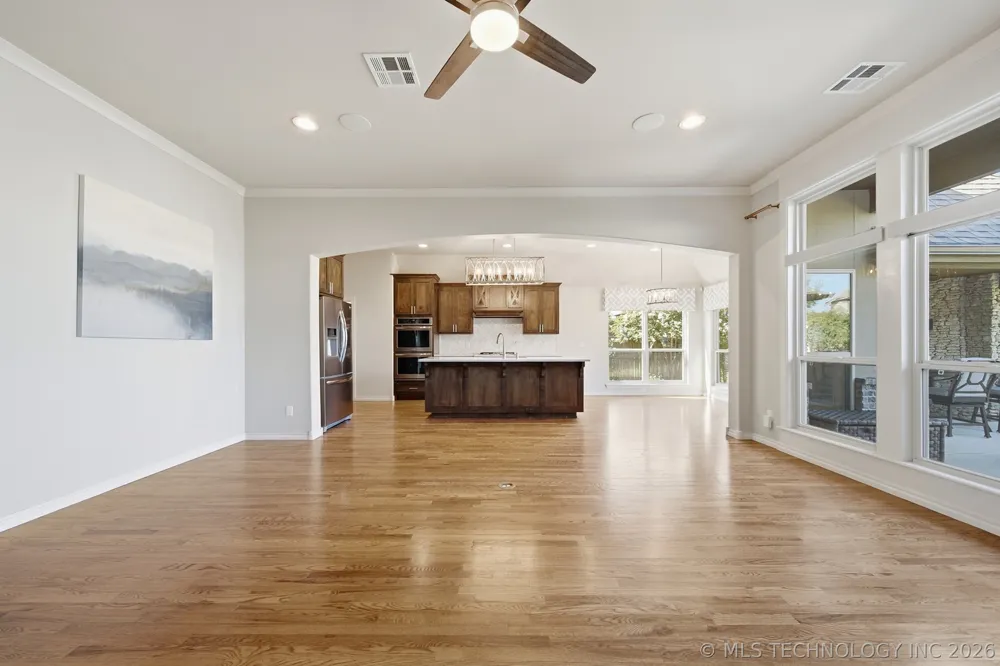 12544 S 71st East Avenue Bixby, OK 74008