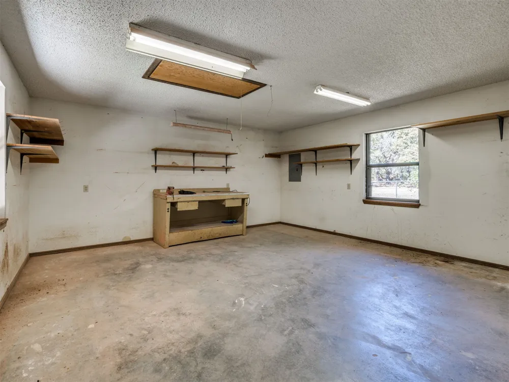 8990 W 155th Street Skiatook, OK 74070