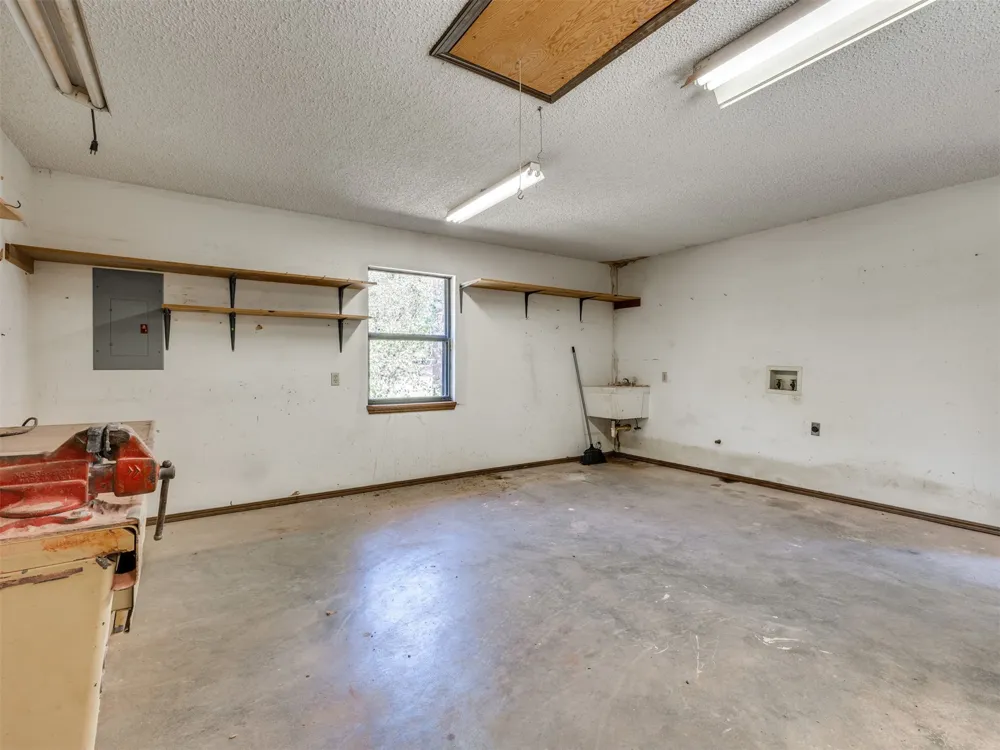 8990 W 155th Street Skiatook, OK 74070