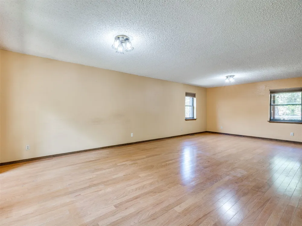 8990 W 155th Street Skiatook, OK 74070