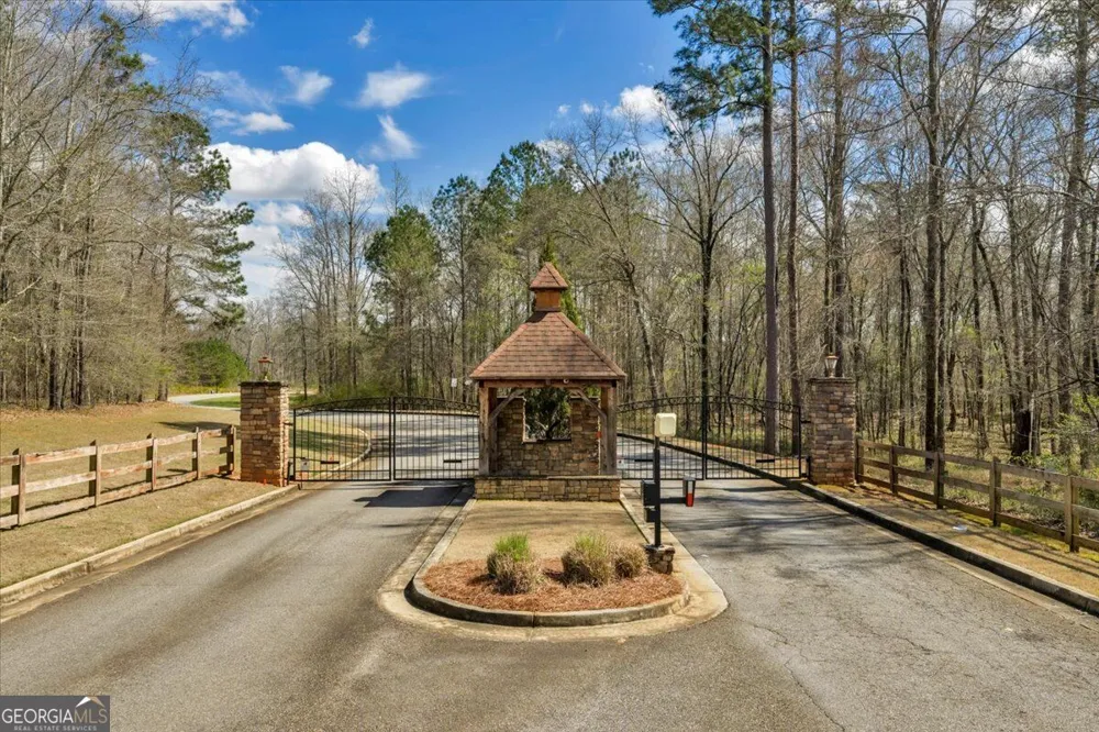 109 Peninsula AVE Macon, GA 31220