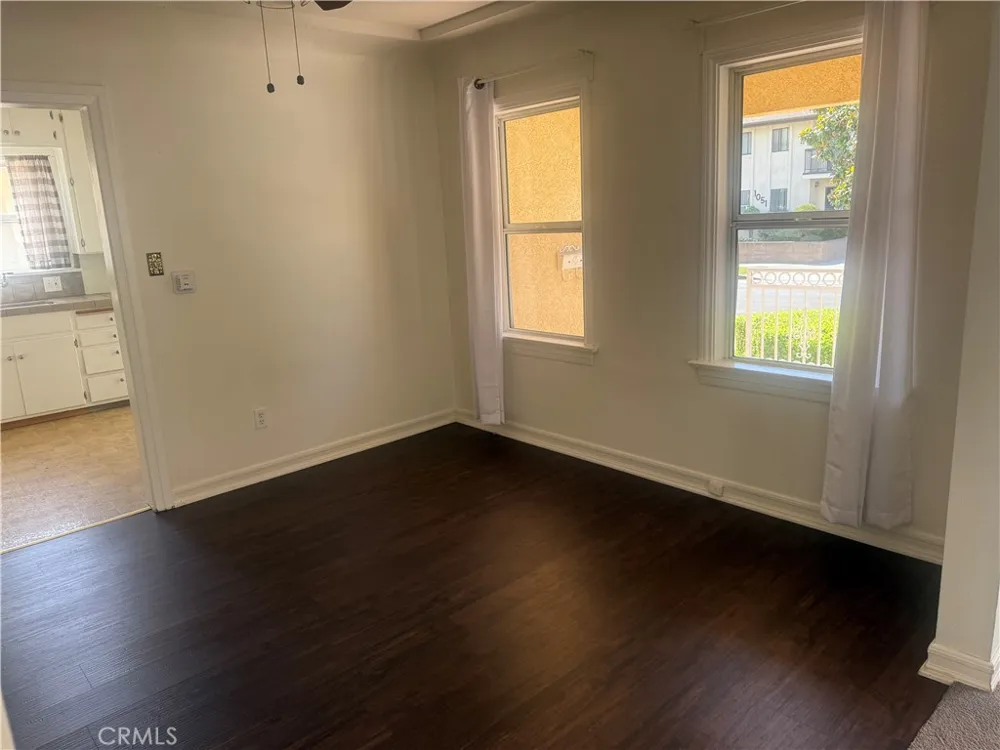 1056 W 8th San Pedro, CA 90017