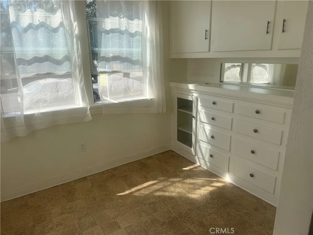 1056 W 8th San Pedro, CA 90017