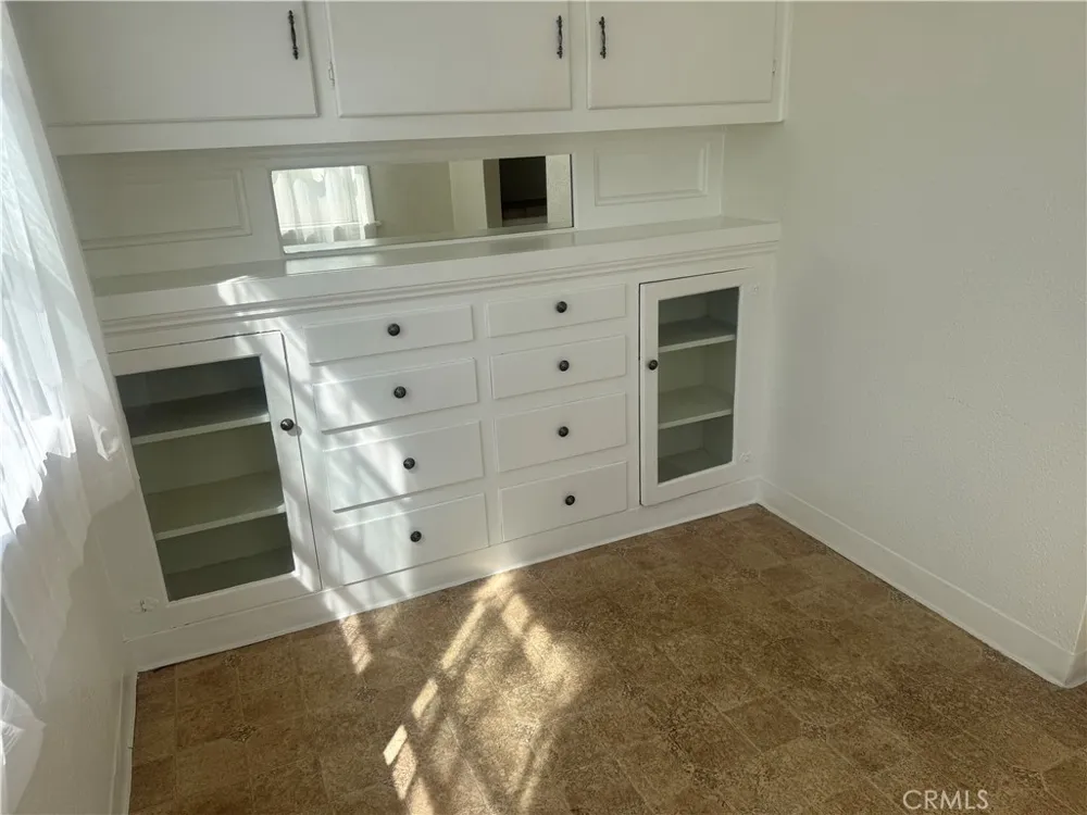 1056 W 8th San Pedro, CA 90017