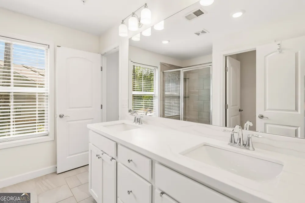 1256 Herty DR Marietta, GA 30062