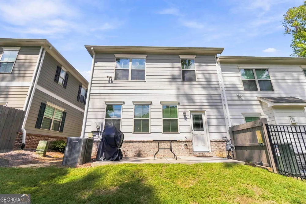 1256 Herty DR Marietta, GA 30062