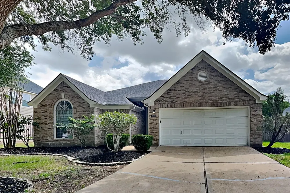2223 Ridgefield Park Lane Richmond, TX 77469