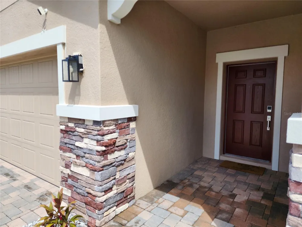 9342 CRESCENT RAY DRIVE Wesley Chapel, FL 33545