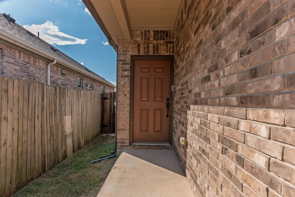 17006 Gibbons Path Round Rock, TX 78664