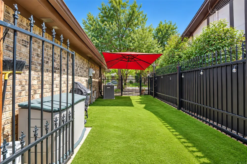 2125 Cambridge Drive Hurst, TX 76054