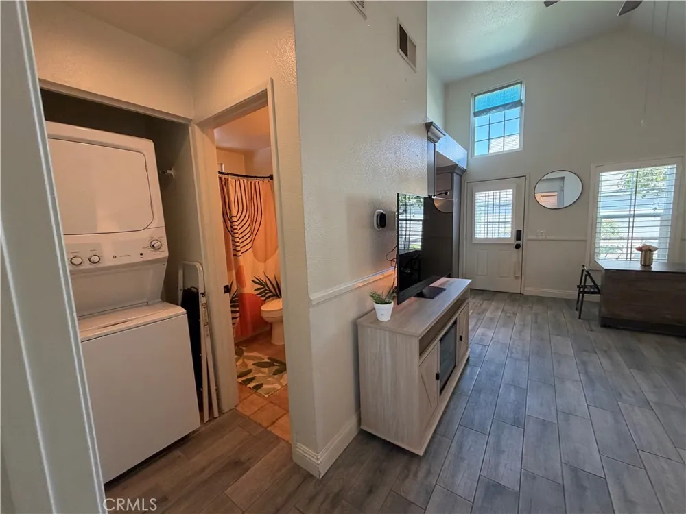 14515 Woodland #13 Fontana, CA 92337