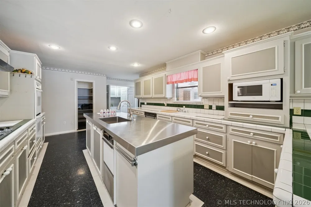 30875 S 171st Street S Coweta, OK 74429