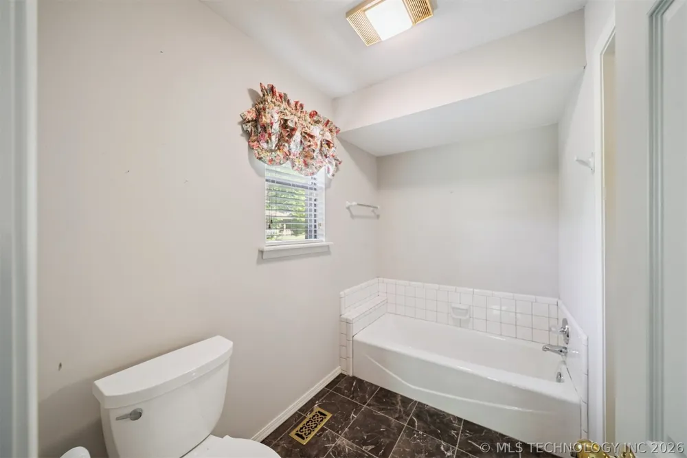 30875 S 171st Street S Coweta, OK 74429