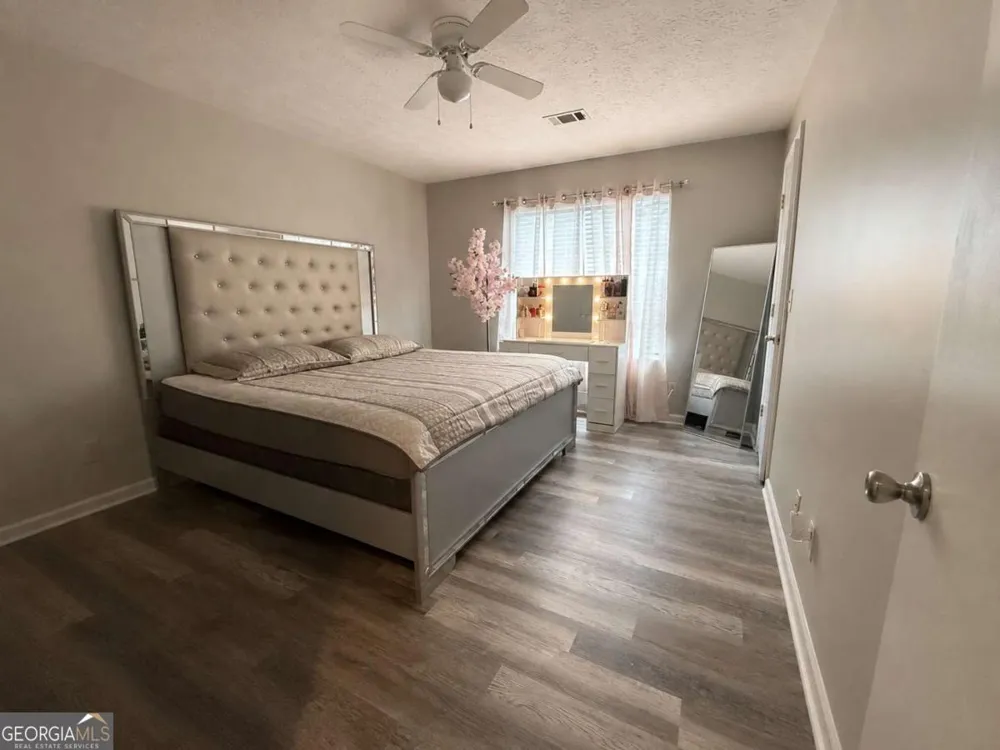 1015 Rock Creek LN Norcross, GA 30093