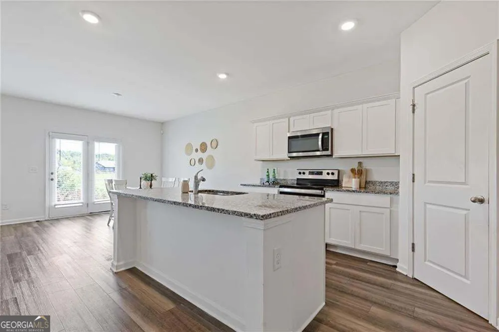 778 Knightsbridge LN Winder, GA 30680