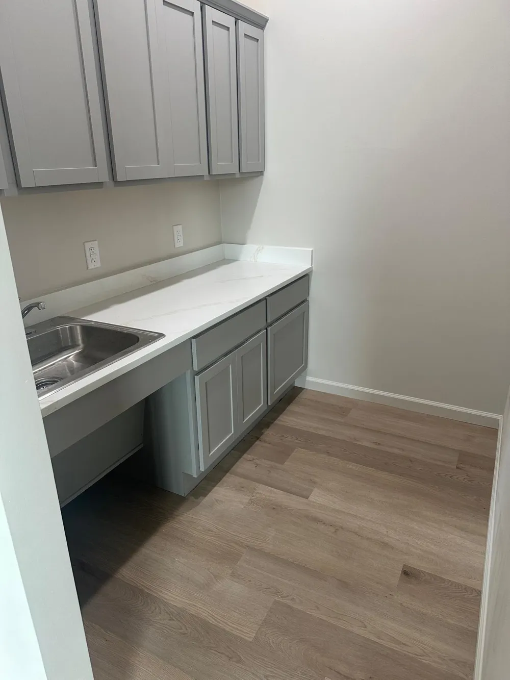 701 Crystal Falls Pkwy Parkway #230 Leander, TX 78641