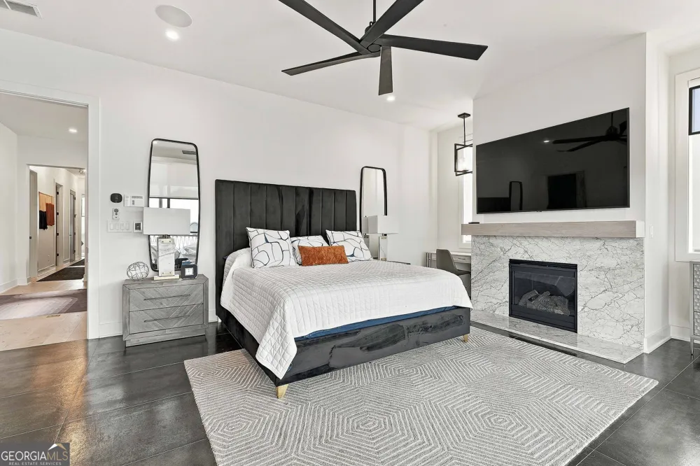 140 Guild LN Fayetteville, GA 30214