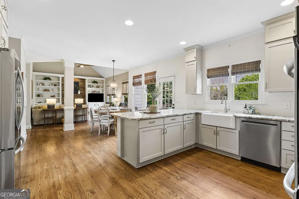 935 Water Grove CT Roswell, GA 30075