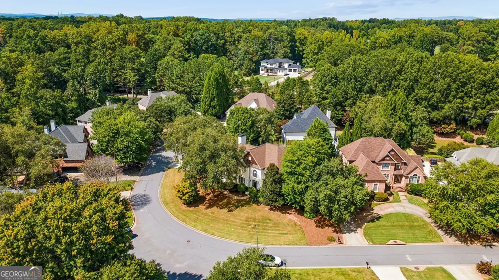 935 Water Grove CT Roswell, GA 30075