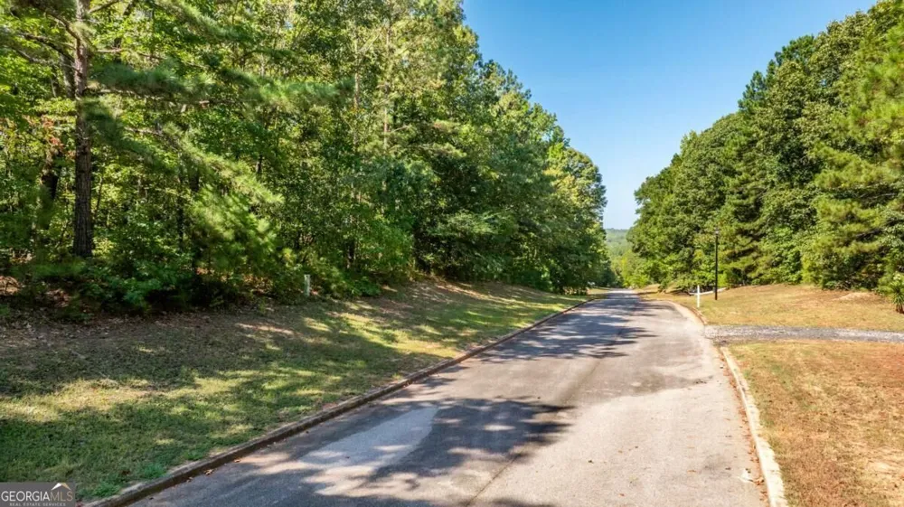 205 Long Cove DR LaGrange, GA 30240