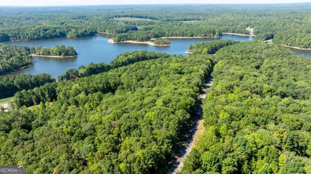 205 Long Cove DR LaGrange, GA 30240