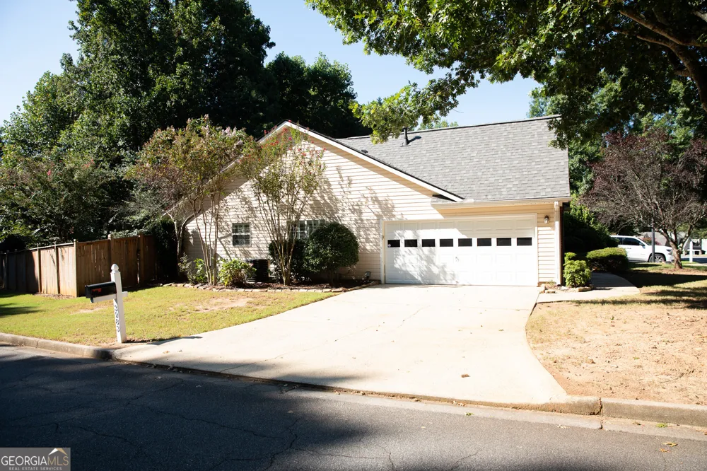 3283 liberty Commons DR Kennesaw, GA 30144