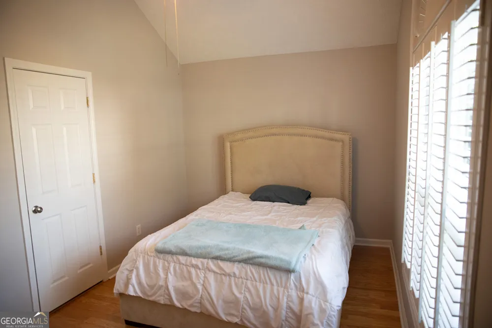 3283 liberty Commons DR Kennesaw, GA 30144