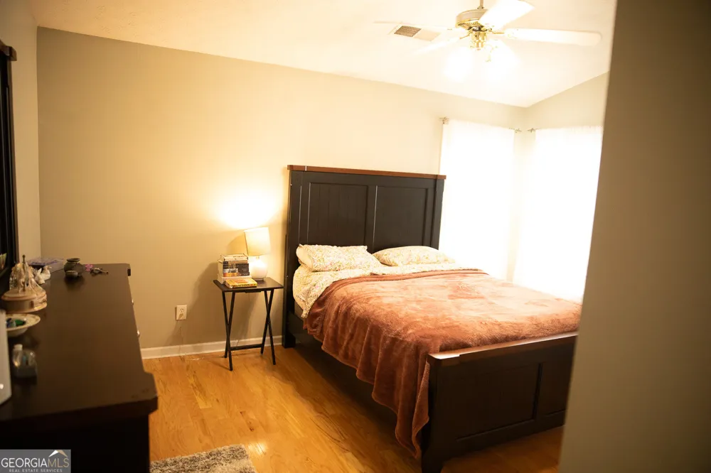 3283 liberty Commons DR Kennesaw, GA 30144
