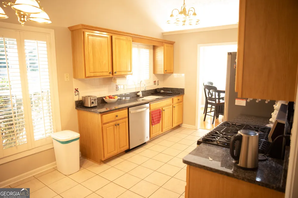 3283 liberty Commons DR Kennesaw, GA 30144