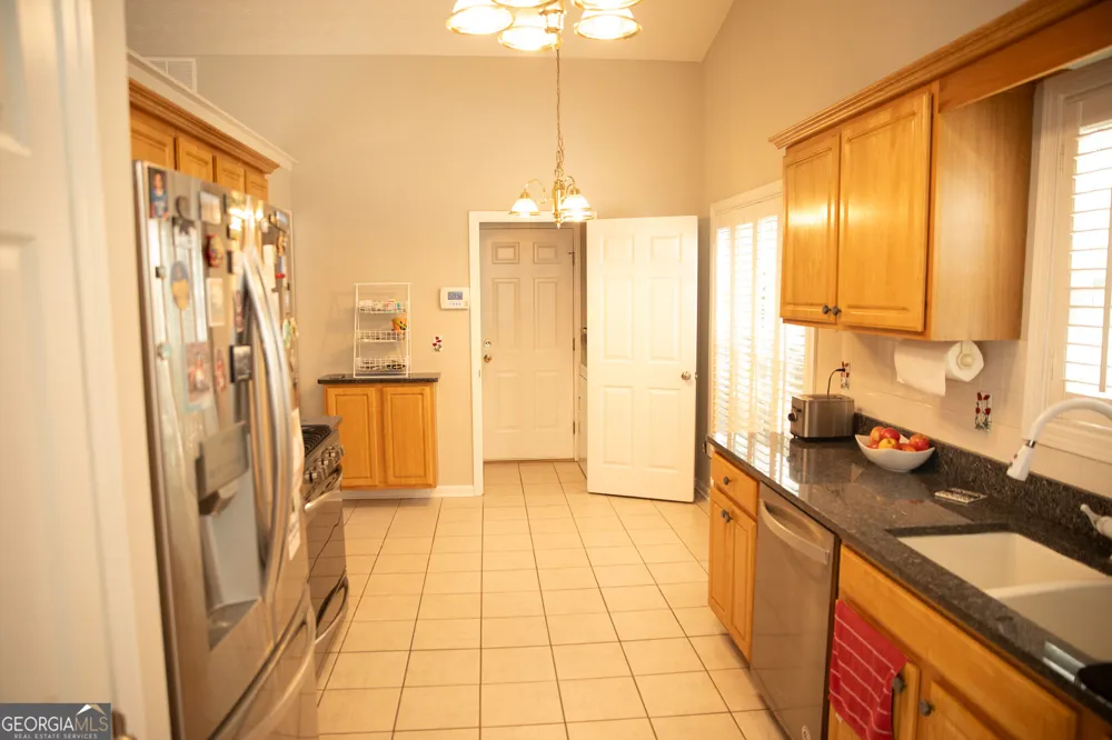 3283 liberty Commons DR Kennesaw, GA 30144