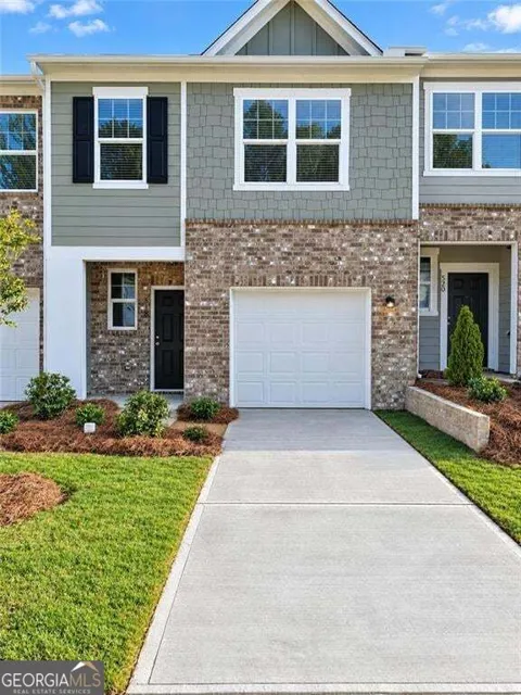 518 Magnolia CIR